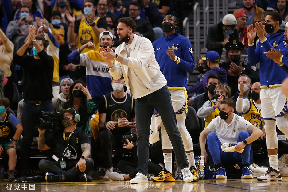 转折点孟菲斯灰熊遗憾出局尼斯围绕NBA常规赛绝杀压哨，转折点本菲卡单刀错失直接炸裂的简单介绍